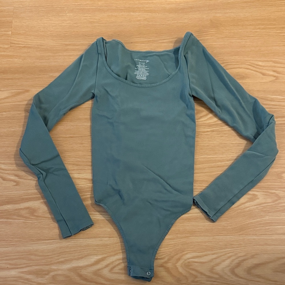 Free People Long Sleeve Bodysuit in Forest Green Size M/L (fits XS/S too) NWOT